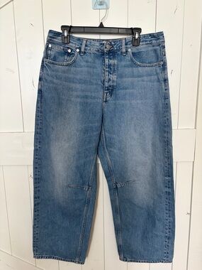 Madewell Women's Curvy Darted Barrel Leg Jean